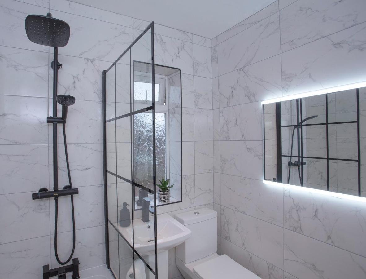 The Belfast Boutique Central Cozy Sleeps7 (Adults Only) Екстериор снимка