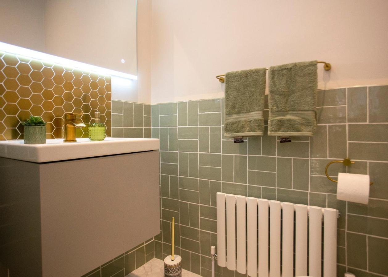 The Belfast Boutique Central Cozy Sleeps7 (Adults Only) Екстериор снимка